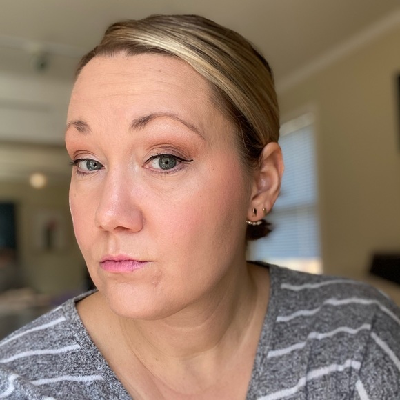 Meet your Posher, Samantha - Picture 4 of 5